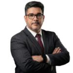 Dr. Miguel Aguilar — Especialista em documentação legal